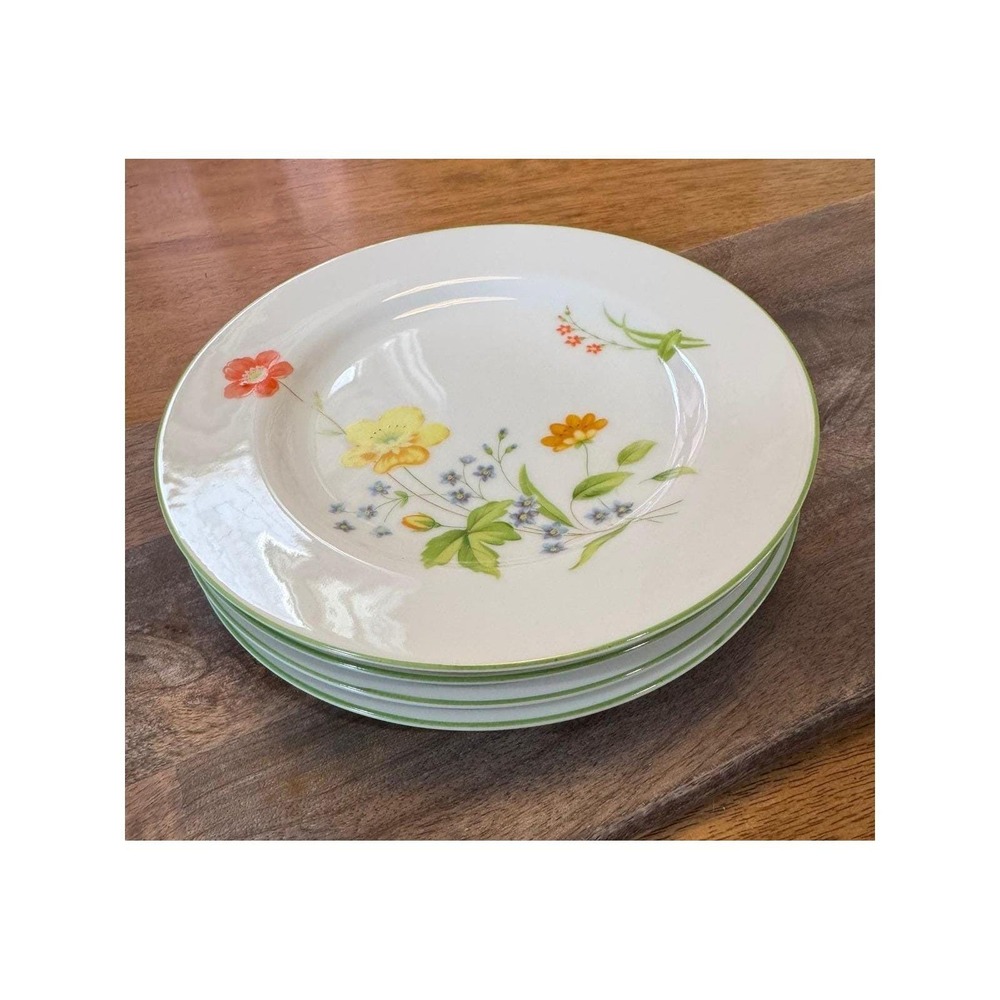 Castlecourt April Flowers Fine China Plate Vintage Floral Japan 7 3/4" - Picture 2 of 8